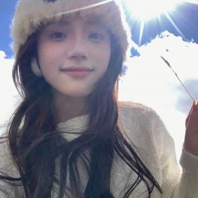 坐着的女人